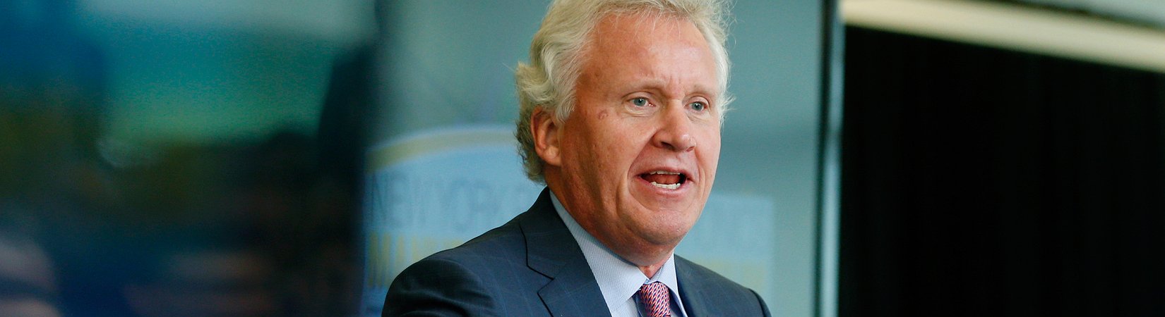 General Electric bajo presión