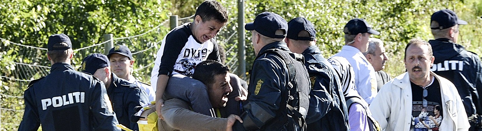 A Dinamarca pretende confiscar as joias e dinheiro dos refugiados