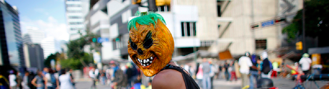 Almeno 13 morti durante il voto per la Costituente in Venezuela