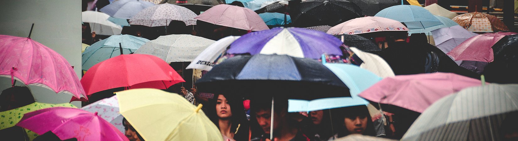 22 Fotografias que mostram a realidade ao redor de locais turísticos