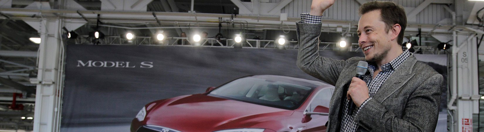 Tesla Shares Exceed $500 for First Time