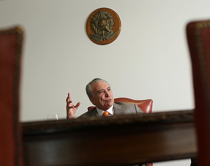 Temer afirma que coligação governamental permanece firme
