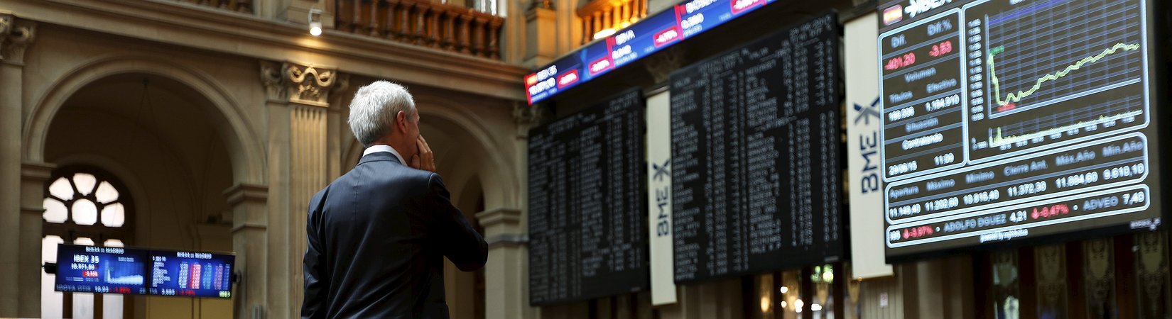 El Ibex abre a la baja por los ataques en París