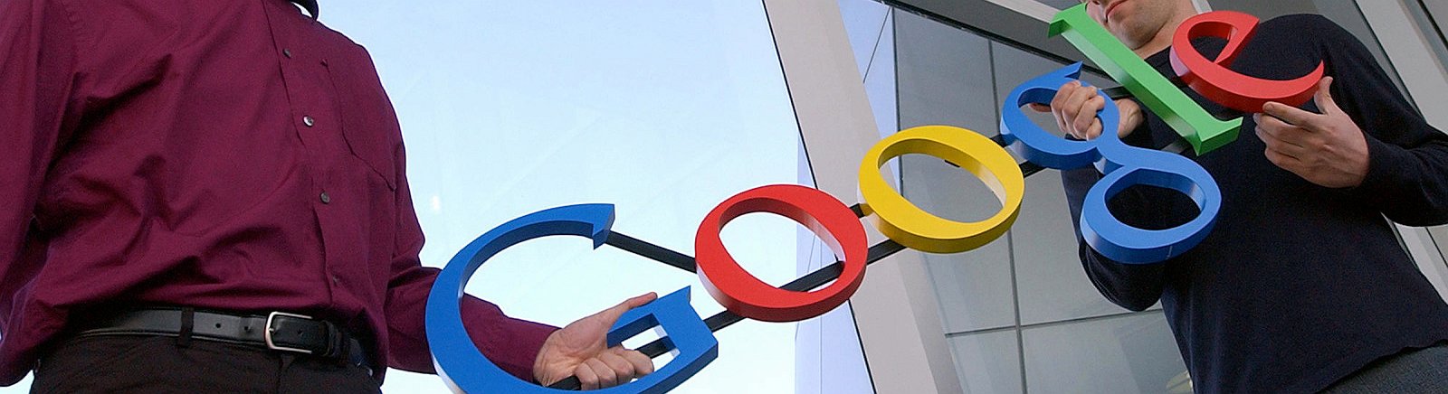 بداية تأسيس جوجل وفيسبوك ويوتيوب