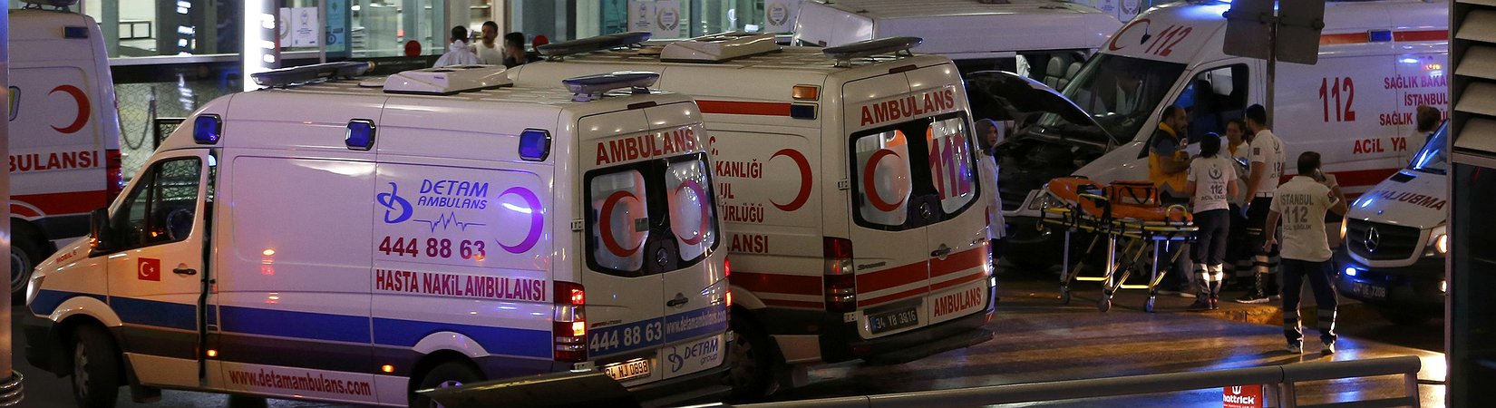 Dos explosiones y un tiroteo en el aeropuerto Atatürk de Estambul