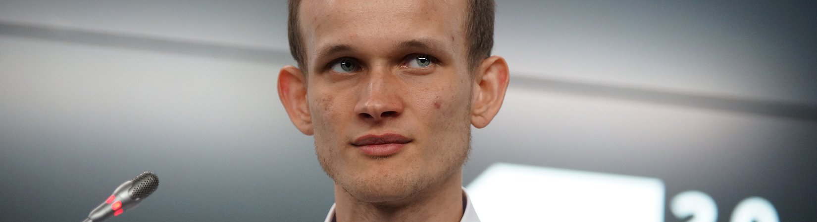 Vitalik Buterin Loses Status of Crypto Billionaire Due to Market Crash