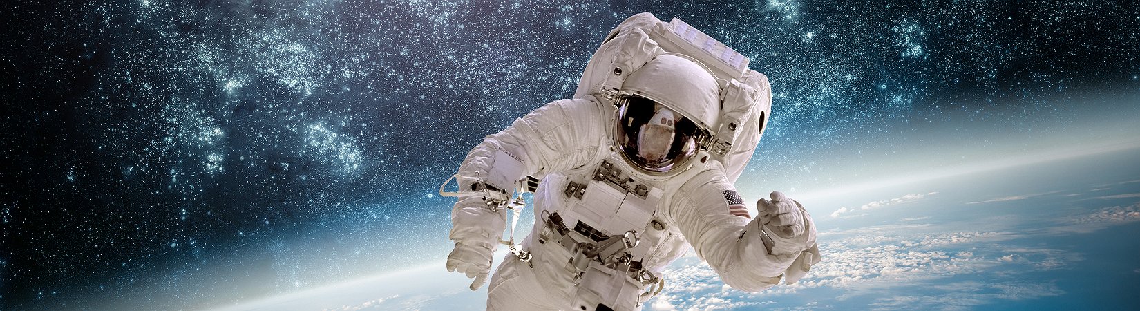 من الفضاء مع حبنا