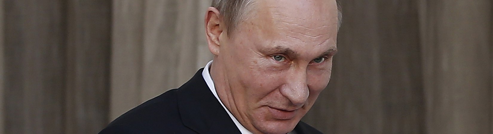 Gazprom stock grows followed by Putin's interview with Bloomberg