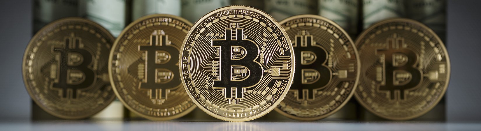 Bitcoin supera per la prima volta quota 3.200 dollari