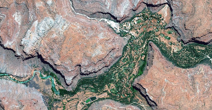 8 lugares remotos vistos desde el espacio