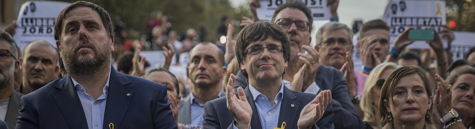 El Parlamento Catalán se reúne esta tarde y podría declarar la independencia