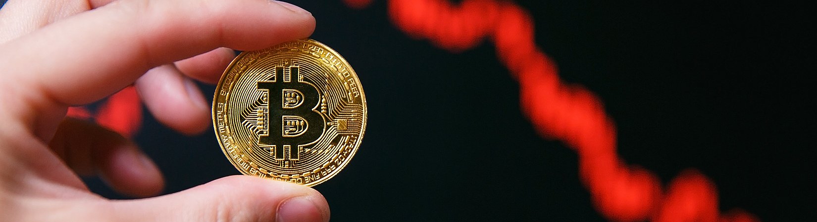 El bitcoin sigue por debajo de los 8.500 dólares