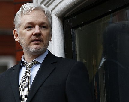 La Svezia archivia le indagini su Assange