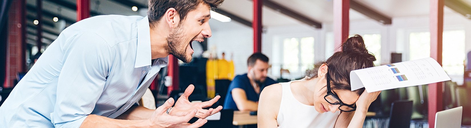 6 razones por las que no le caes bien a tu jefe y cómo solucionarlo