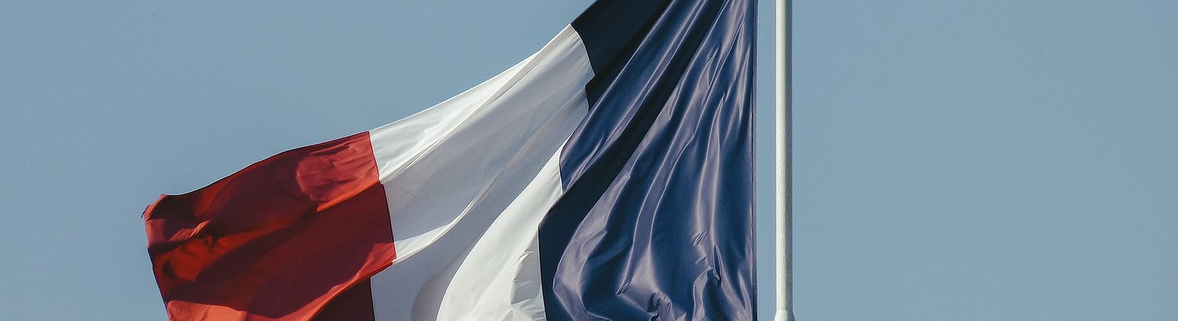 France Registers a Crédit Agricole and Santander Structure as a Crypto Custodian