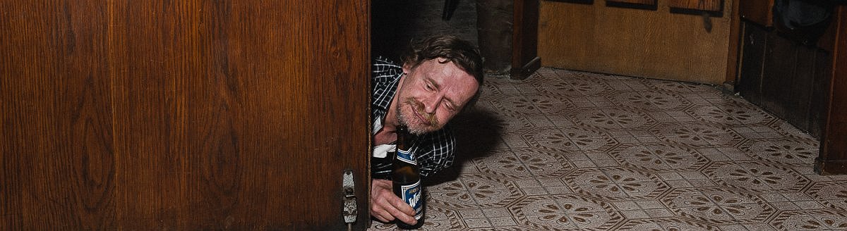  El extraño mundo de los bares más vulgares y dudosos de Viena