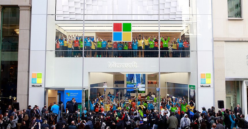 الحديث حول Microsoft Surface