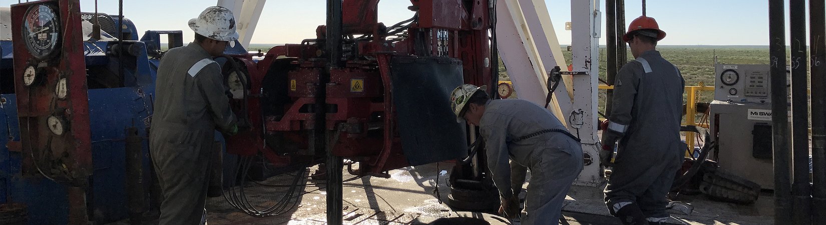 Oil price continues slide despite extension of production cuts