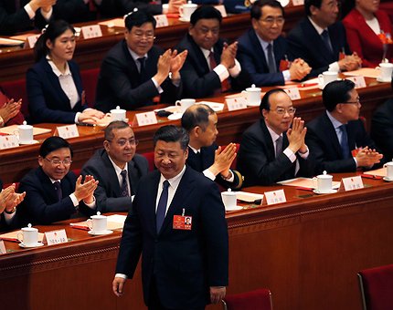 China eliminou oficialmente o limite de mandatos presidenciais