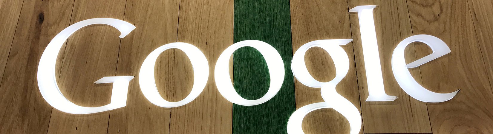 Google teaching search engine to recognise fake news