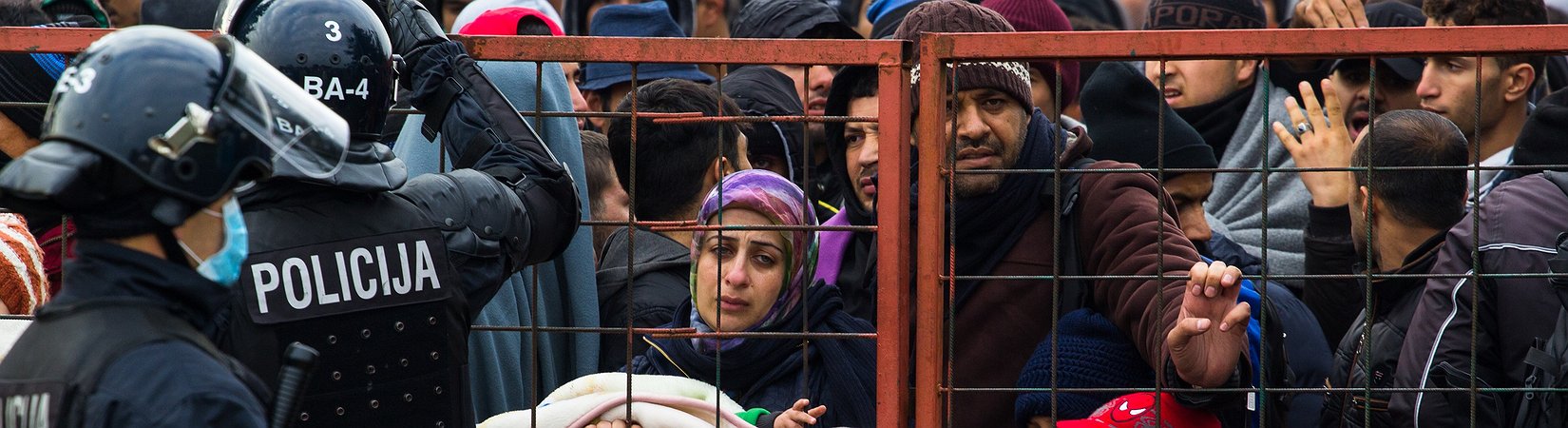 Los votantes suizos rechazan expulsar a inmigrantes