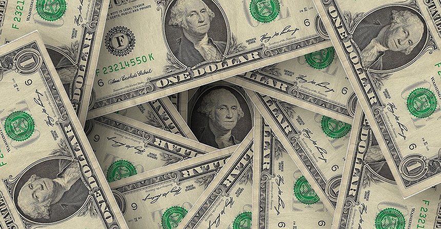 Dollar Falls Dragged Down by New Fed Measures