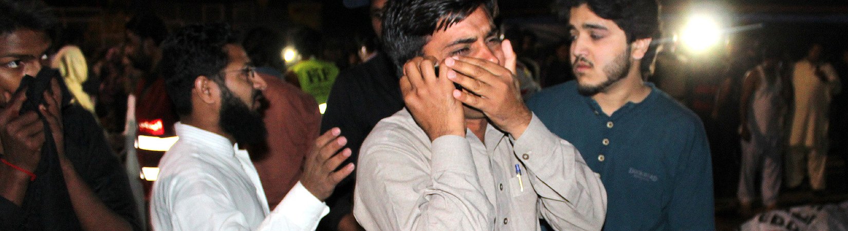 Attentato terroristico a Lahore nel giorno di Pasqua, 72 i morti tra cui molte donne e bambini