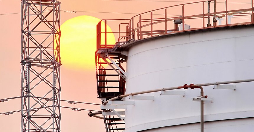 سعر النفط يزيد عن 35 دولارا