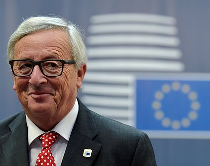 Commissione Ue rivede al ribasso le stime sulla crescita dell'Italia nel 2017