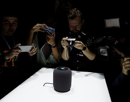 Apple revelou o HomePod, o seu novo assistente digital