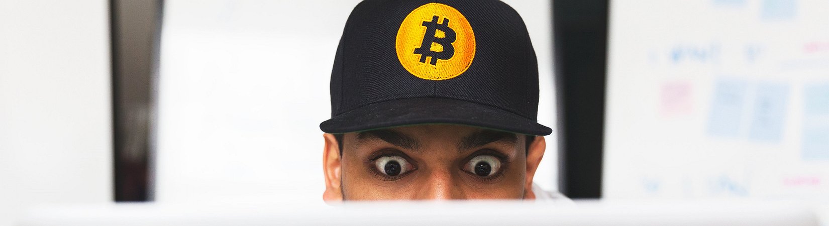 El precio del bitcoin cae hasta los 7.800 $