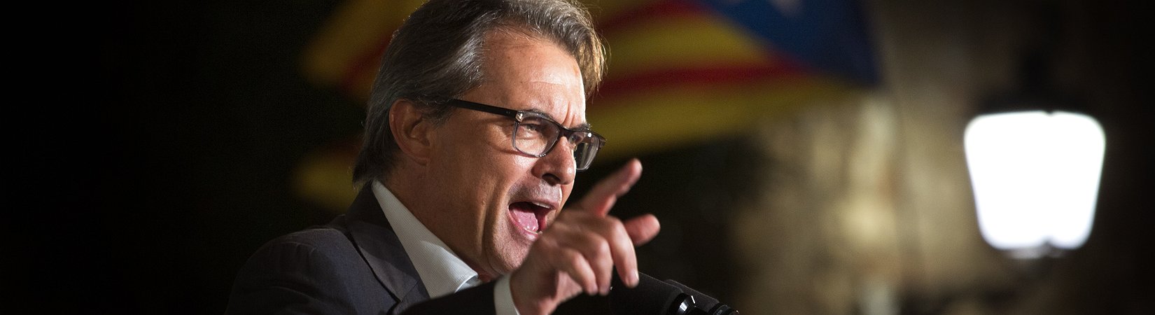 Artur Mas se niega a marcharse