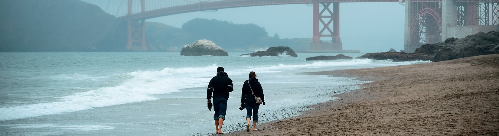 Cómo una pareja de inmigrantes ha comprado las calles de los políticos más ricos de California