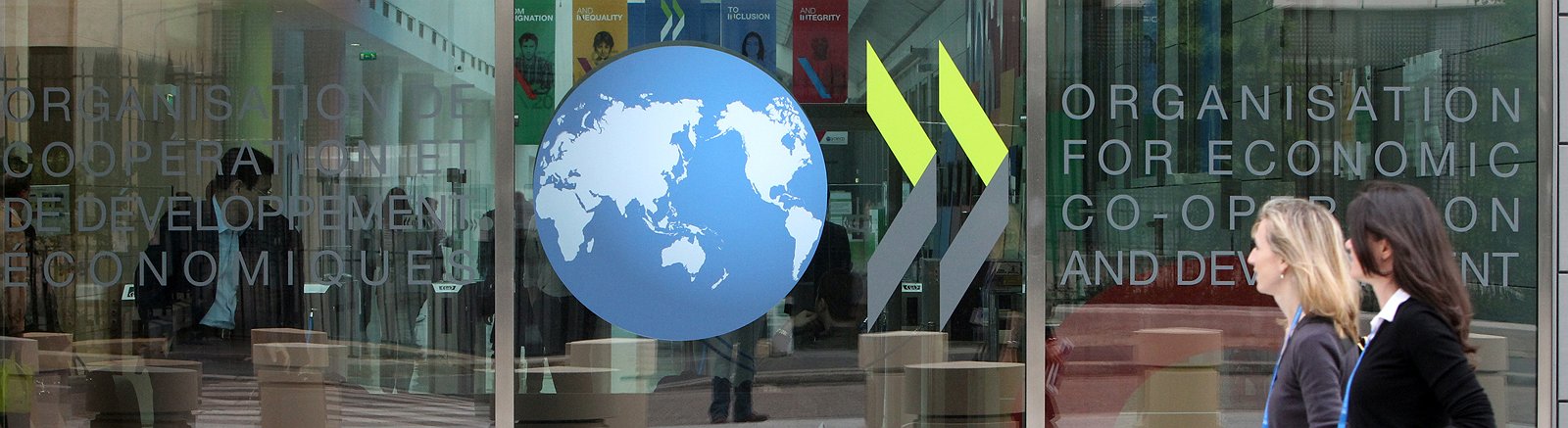 La OCDE pide a España que revierta la caída de la ayuda al desarrollo