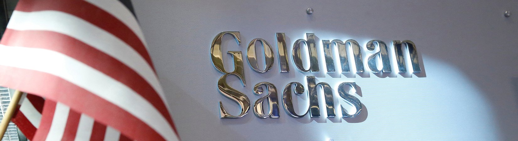 Goldman Sachs: “Il bitcoin rischia di crollare sotto i 5.900 dollari”