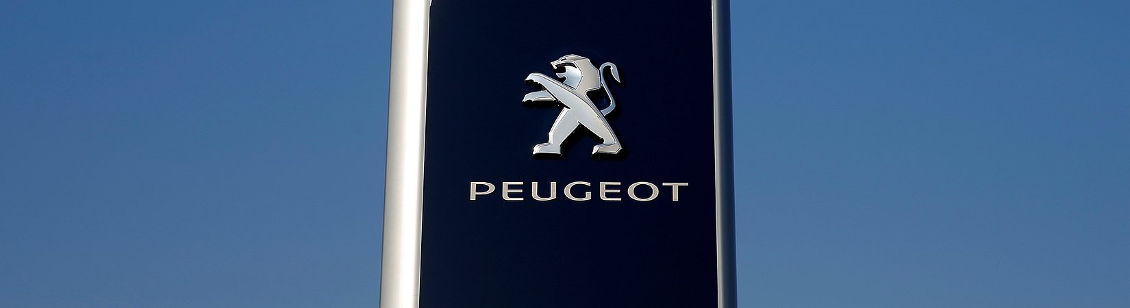 General Motors vuole vendere Opel a Peugeot