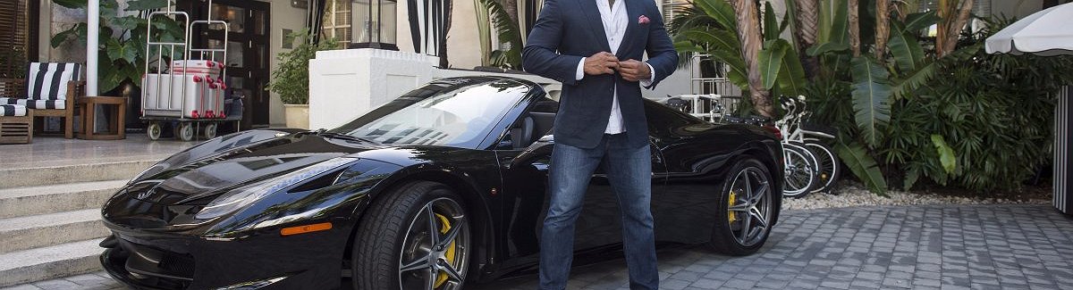 Cómo gana y gasta el dinero Dwayne "The Rock" Johnson