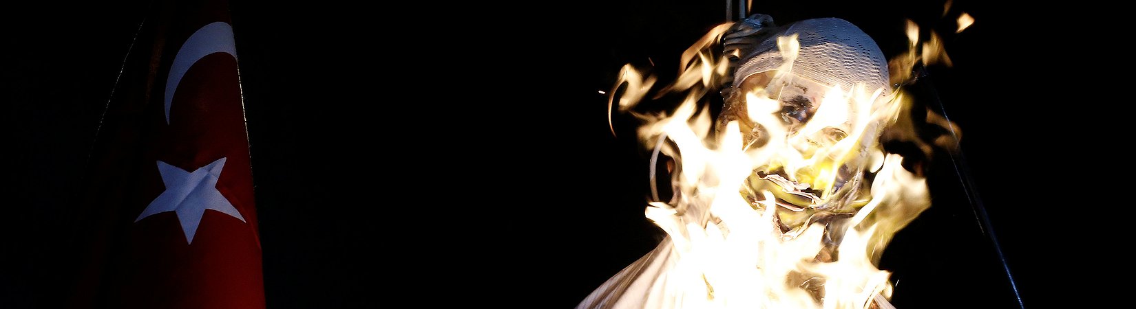 La Turchia rilascerà 38.000 detenuti per fare spazio nelle carceri ai golpisti