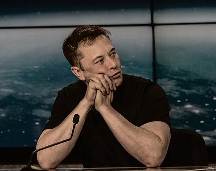 Elon Musk critica a Twitter por dar soporte a los NFTs