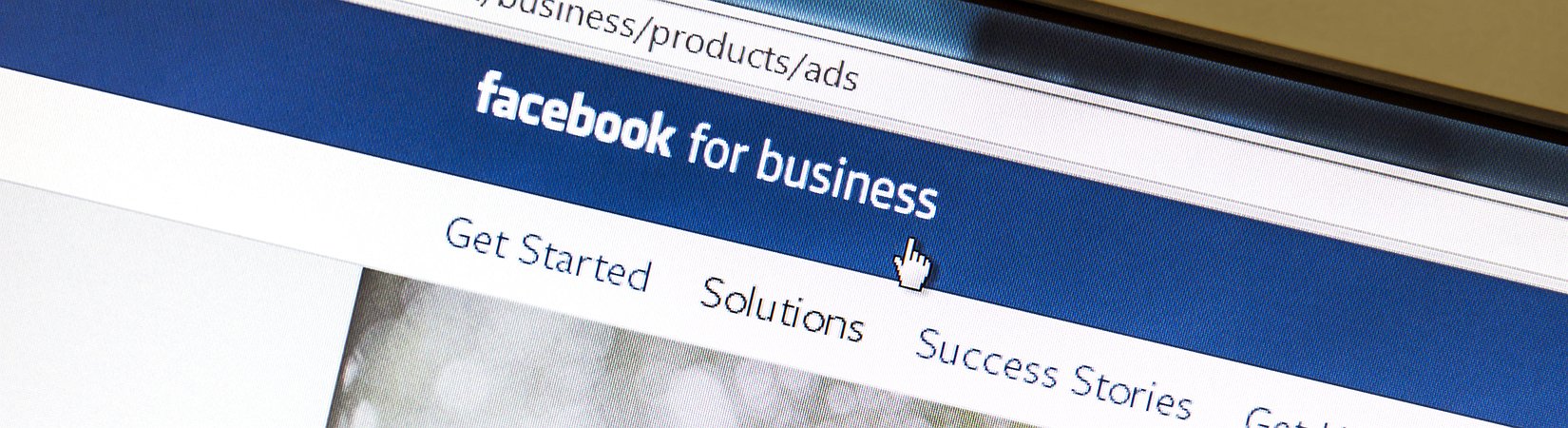 Facebook تحاصر Google في سوق الإعلان على الإنترنت