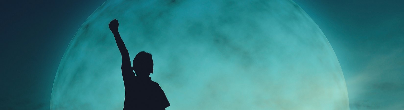 Stellar — Shooting for the Moon