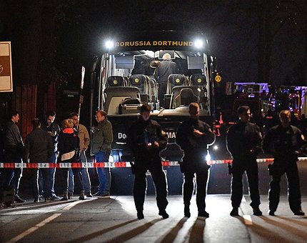 La policía alemana busca al autor del ataque al autobús del Borussia de Dortmund