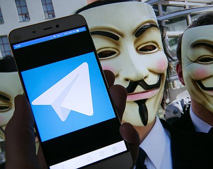 Роскомнадзор заявил о разблокировке Telegram
