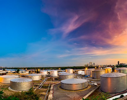 Los precios del petróleo llegan a mínimos de siete meses