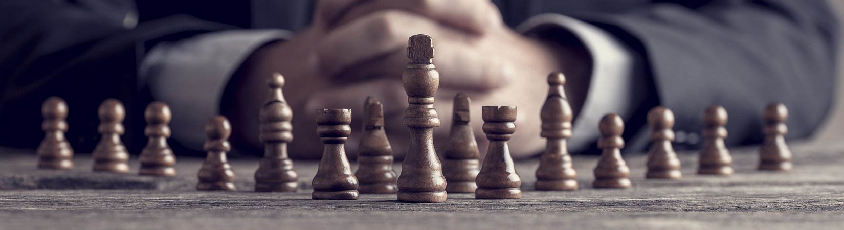 لماذا تحولت قضية الإدارة في عالم العملات المشفرة إلى مشكلة