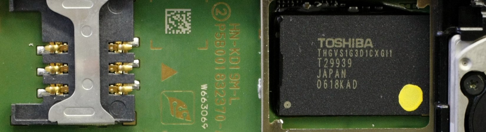 Apple emerges as potential buyer of Toshiba's chip business