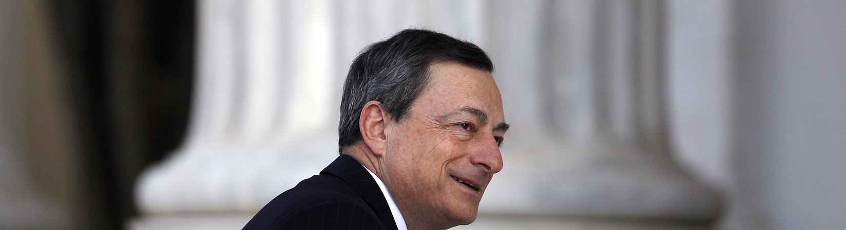 Borse europee piatte in attesa di Draghi