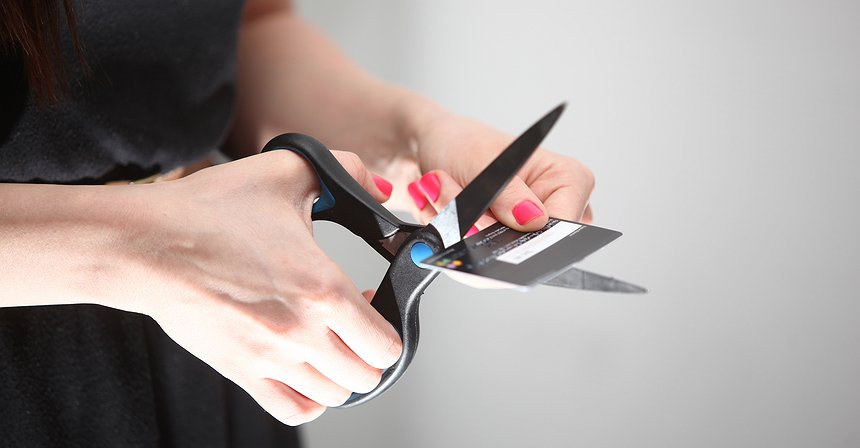 4 أخطاء مالية غبية يقوم بها الجميع تقريبا