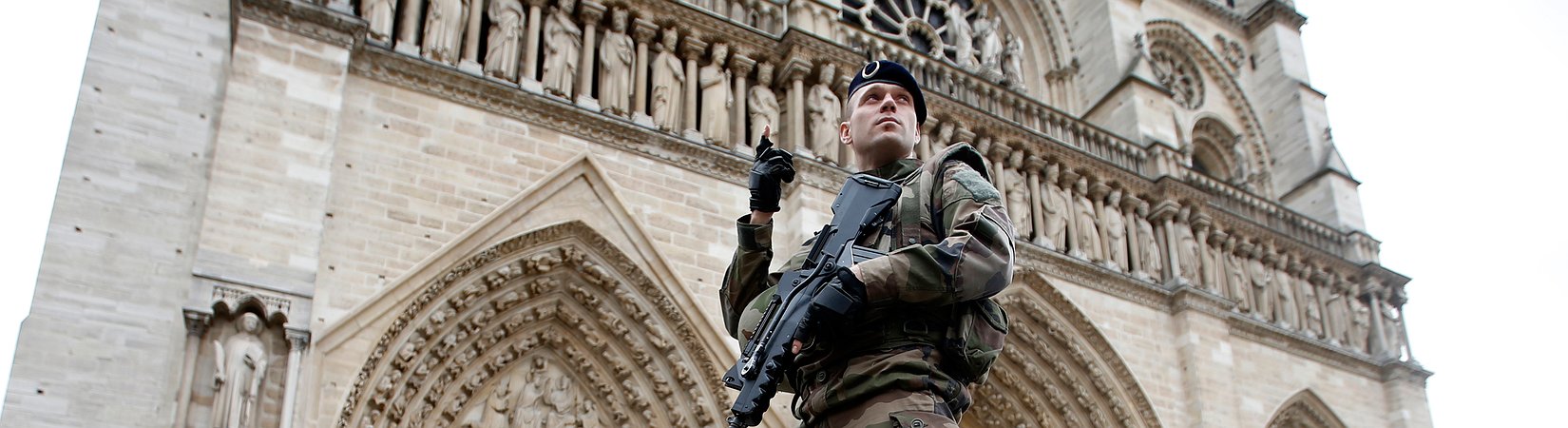 La sgradevole verità sugli attacchi terroristici a Parigi