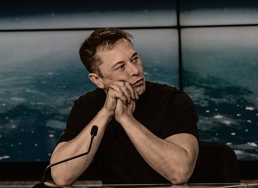 Elon Musk, Tesla y SpaceX son demandados por promocionar el Dogecoin